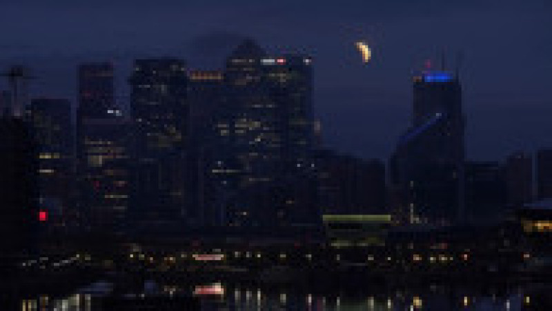 Lună roşie cu ocazia unei eclipse totale. Foto: Profimedia | Poza 18 din 19