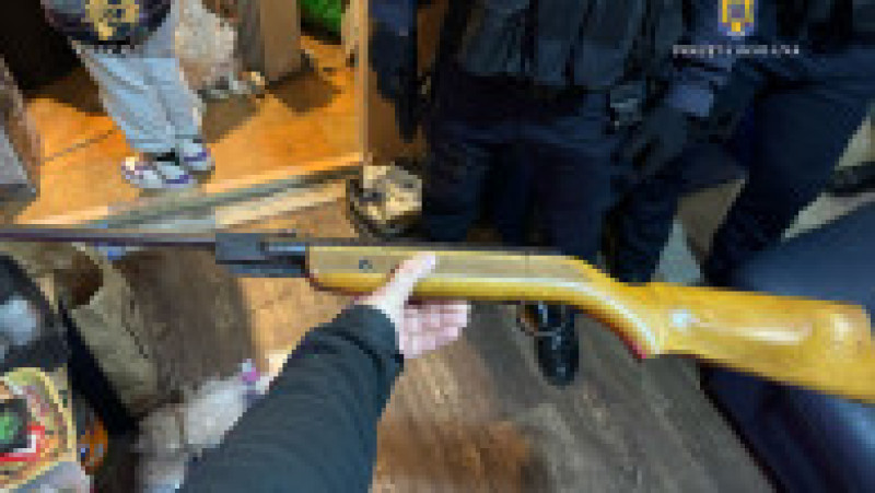 Percheziţii de amploare, inclusiv în două penitenciare, la persoane care au constituit patru grupări care vindeau droguri. Foto. DIICOT | Poza 2 din 4