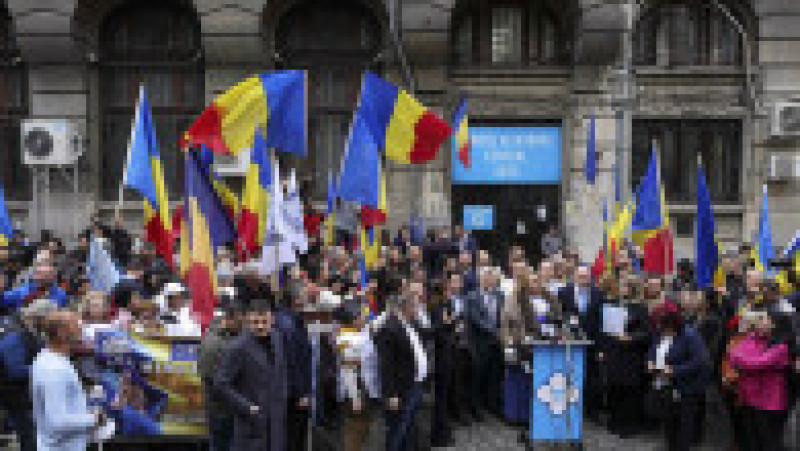 Diana Șoșoacă, după ce și-a depus candidatura la președinție. Foto: INQUAM Photos / Octav Ganea | Poza 4 din 7