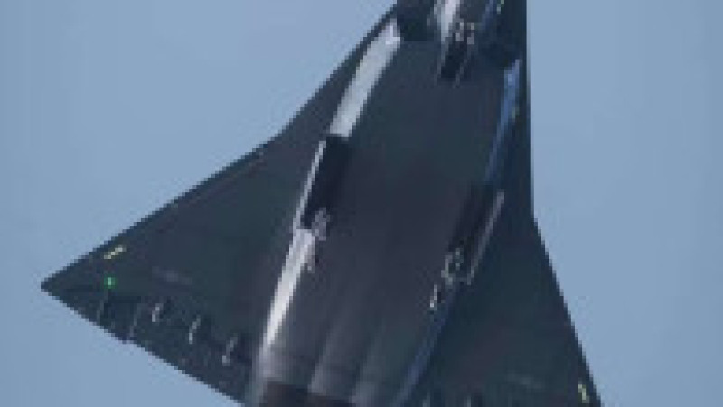 China a făcut un progres foarte rapid în cursa pentru dezvoltarea avioanelor militare de generația a șasea. Captură foto: X | Poza 7 din 8