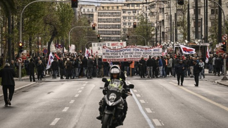 Peste 15.000 de persoane au manifestat miercuri la Atena şi Salonic. Foto: Profimedia