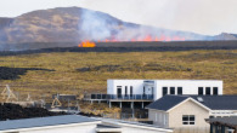 Erupție vulcanică lângă Grindavik, în sud-vestul Islandei. 1 aprilie 2025 Foto: Profimedia | Poza 2 din 6