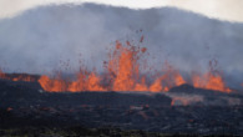 Erupție vulcanică lângă Grindavik, în sud-vestul Islandei. 1 aprilie 2025 Foto: Profimedia | Poza 4 din 6