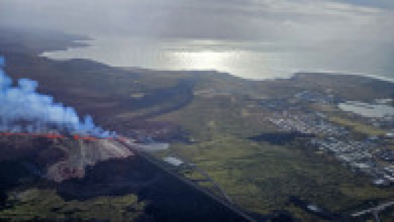 Erupție vulcanică lângă Grindavik, în sud-vestul Islandei. 1 aprilie 2025 Foto: Profimedia | Poza 5 din 6