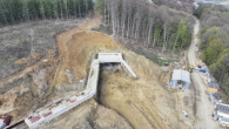 Lucrări la primele tuneluri ale tronsonului de autostradă Margina-Holdea.Foto: DRDP Timișoara | Poza 5 din 14