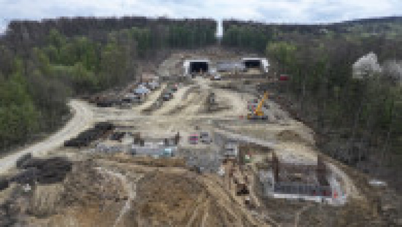 Lucrări la primele tuneluri ale tronsonului de autostradă Margina-Holdea.Foto: DRDP Timișoara | Poza 3 din 14