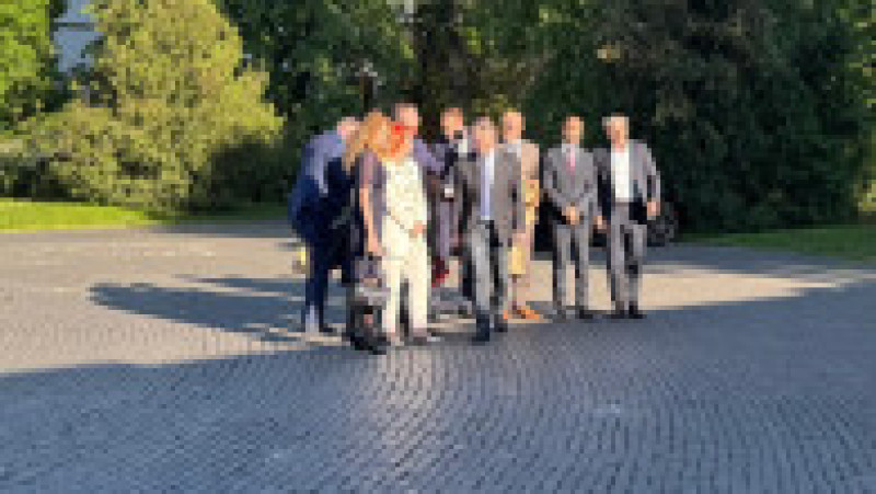 Susținătorii lui Crin Antonescu, la poză | Poza 3 din 3