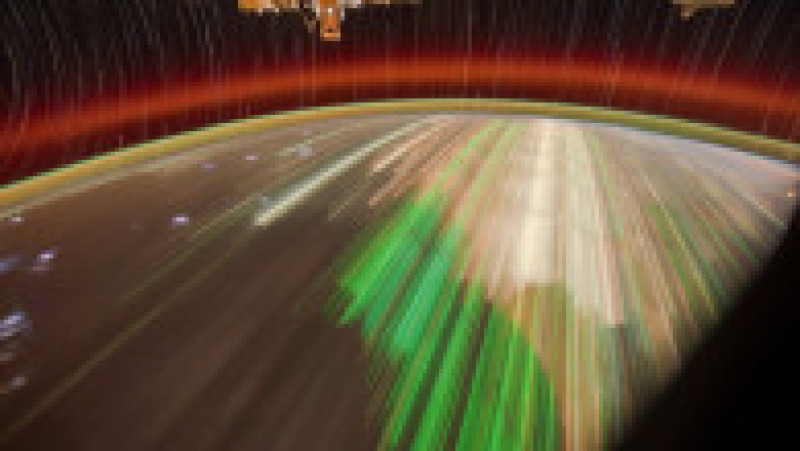 „Aurora thailandeză”: bărcile de pescuit din largul coastei Thailandei folosesc lumini verzi ca să ademenească peștii. Foto: Profimedia Images | Poza 6 din 16