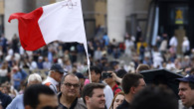 11.000 de persoane s-au adunat joi, 8 mai 2025, în Piața Sfântul Petru din Vatican. Foto. Profimedia | Poza 2 din 6