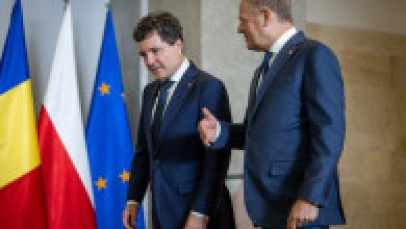 Nicușor Dan a fost întâmpinat la sediul guvernului de la Varșovia de premierul polonez Donald Tusk. Foto: Profimedia | Poza 8 din 17