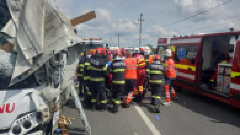 Accident rutier în județul Iași, la Lețcani Foto: ISU Iași | Poza 3 din 6