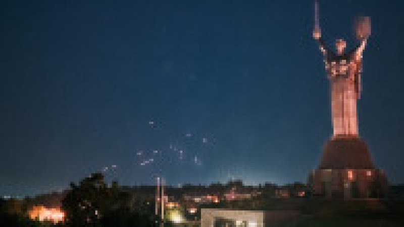 Antiaeriana activată în Kiev. Foto: Profimedia | Poza 8 din 11