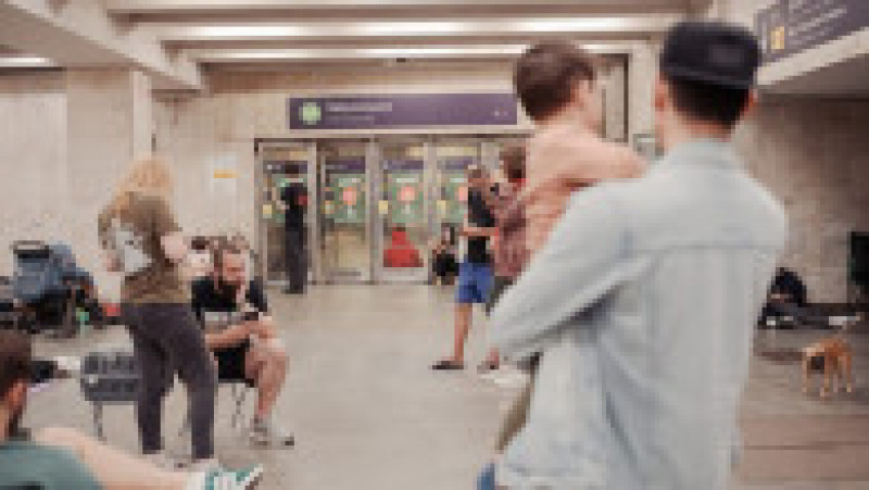 Oamenii din Kiev s-au adăpostit la metrou în timpul atacurilor rusești. Foto: Profimedia | Poza 10 din 11