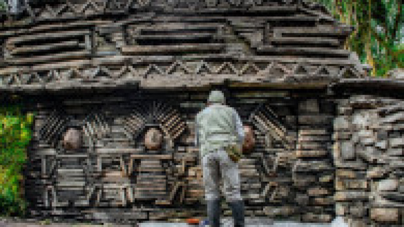 Altoreliefurile și mozaicurile de piatră care înfățișează figuri umane arată că Gran Pajatén avea un rol cultural important. Foto: World Monuments Fund | Poza 4 din 10