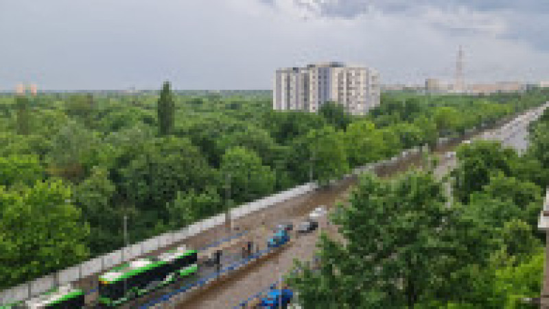 Străzi inundate în București și Ilfov. Foto. Digi24.ro | Poza 3 din 7