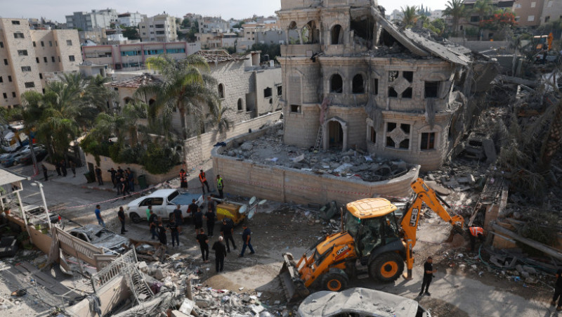 Cel puțin 13 morți în urma bombardamentelor Iranului asupra Israelului. Zeci de clădiri au fost puse la pământ. Sursa: Profimedia Images