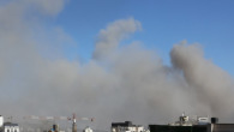 Mai multe clădiri din Teheran au fost bombardate, printre care și un reactor. Sursa: Profimedia Images | Poza 9 din 10