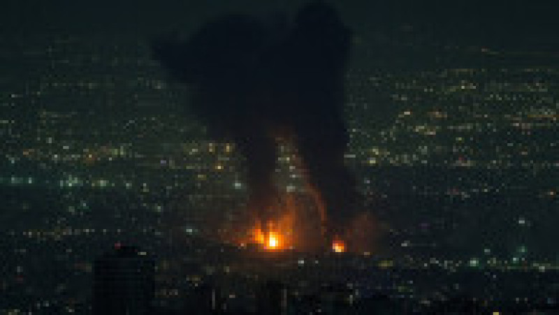 Mai multe clădiri din Teheran au fost bombardate, printre care și un reactor. Sursa: Profimedia Images | Poza 10 din 10