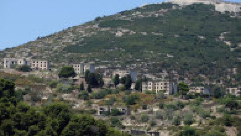 Dictatorul albanez Enver Hoxha a transformat insula Sazan într-o fortăreață care să apere țara de un atac al alianței NATO sau al membrilor Pactului de la Varșovia. Foto: Profimedia Images | Poza 2 din 15
