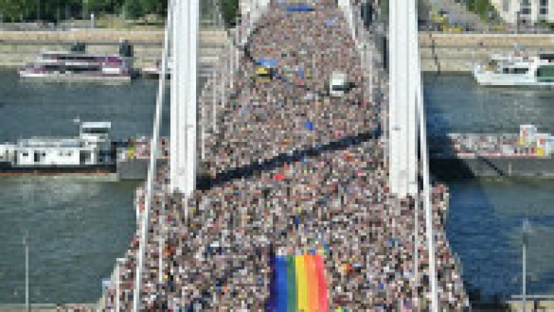 Marşul Gay Pride de la Budapesta a strâns cei mai mulți participanți de până acum. Foto: Profimedia | Poza 9 din 19