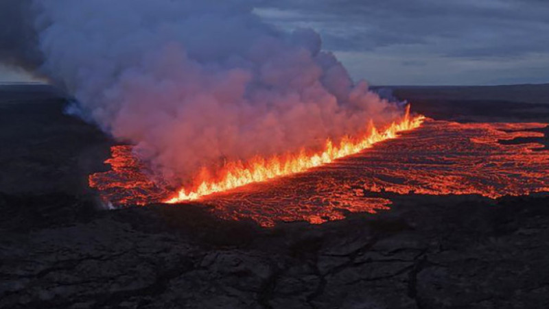 Imagini spectaculoase cu erupția vulcanului Sundhnukur din Islanda. Foto. Profimedia