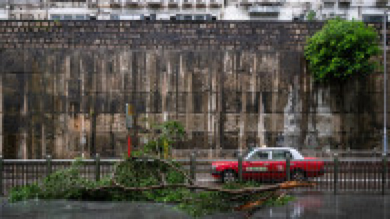 Ploile taifunului Wipha au lovit Hong Kong / Profimedia Images | Poza 21 din 24