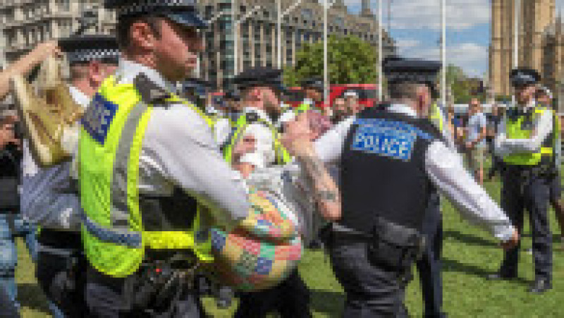 Manifestație de susținere a grupului Palestine Action, desemnat terorist, la Londra. Foto: Profimedia | Poza 2 din 8