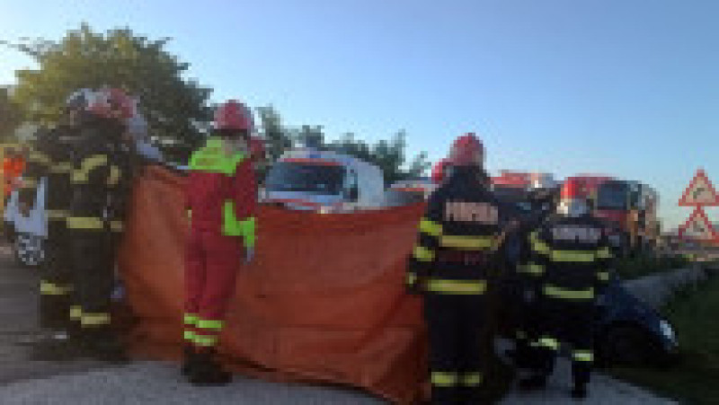 Accident grav pe Valea Oltului. Foto. IPJ Vâlcea | Poza 1 din 3