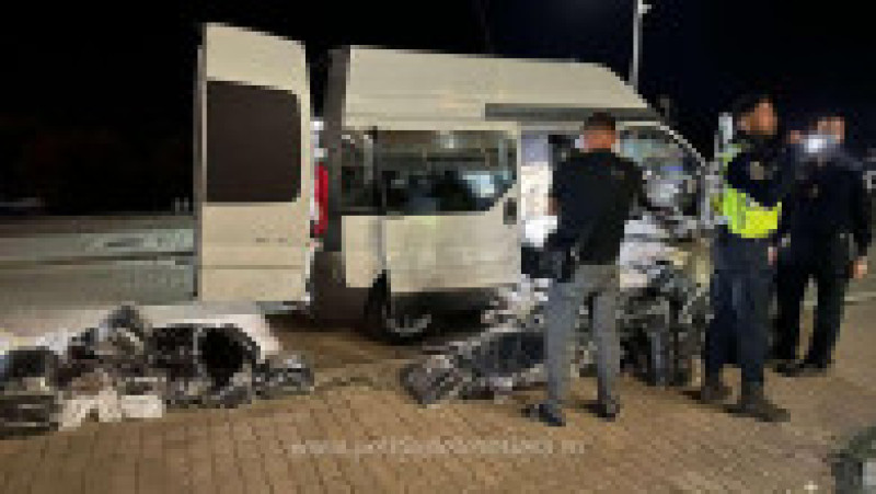 Bunuri contrafăcute de peste 1 milion de euro, descoperite de polițiștii de frontieră din Garda de Coastă. Foto. Poliția de Frontieră | Poza 5 din 6