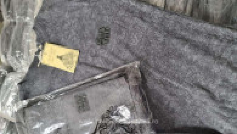 Bunuri contrafăcute de peste 1 milion de euro, descoperite de polițiștii de frontieră din Garda de Coastă. Foto. Poliția de Frontieră | Poza 3 din 6