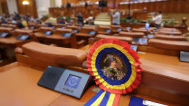 Dezbatere și vot asupra celor patru moţiuni de cenzură depuse de AUR, S.O.S România şi POT la adresa Guvernului Ilie Bolojan, în urma angajării răspunderii pe cinci proiecte de lege care cuprind măsurile din pachetul doi de reformă, la Palatul Parlamentului din București, 7 septembrie 2025. Foto: Inquam Photos / George Călin | Poza 6 din 10