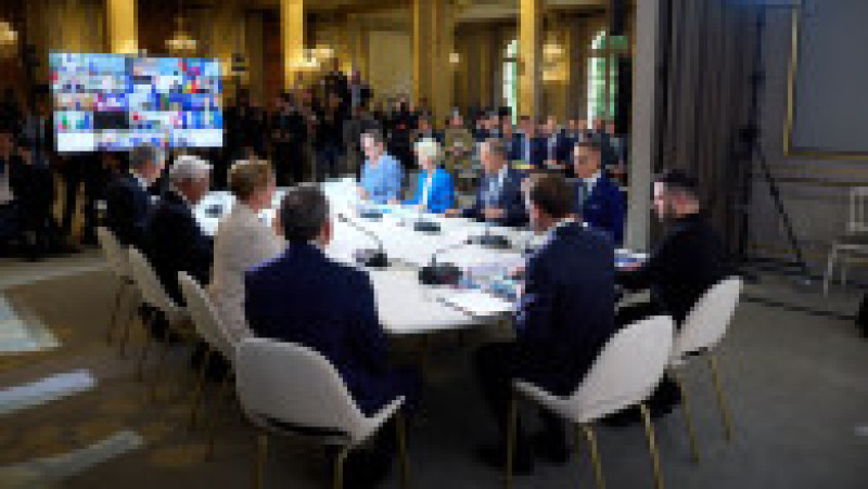 Președintele Volodimir Zelenski a luat parte, la Paris, la discuțiile organizate în cadrul Coaliției de Voință. Sursa: Profimedia | Poza 5 din 6