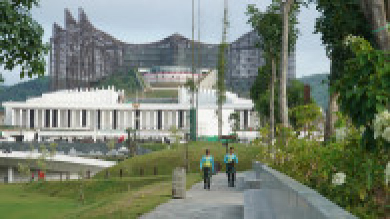 O mare parte din Nusantara se află în continuare sub construcție. Orașul pare mai degrabă o atracție turistică decât un oraș ce va deveni noua capitală a Indoneziei. Foto: Profimedia Images | Poza 5 din 8