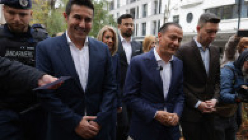 Daniel Băluță, candidatul PSD la alegerile pentru funcția de primar general al Capitalei își depune dosarul de candidatură la Biroul Electoral Municipal din București, 15 noiembrie 2025. Inquam Photos/ George Călin | Poza 8 din 9