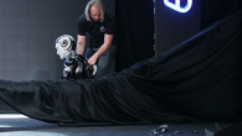 Lansarea cu peripeții a robotului rusesc Aidol. Foto: Profimedia | Poza 4 din 7
