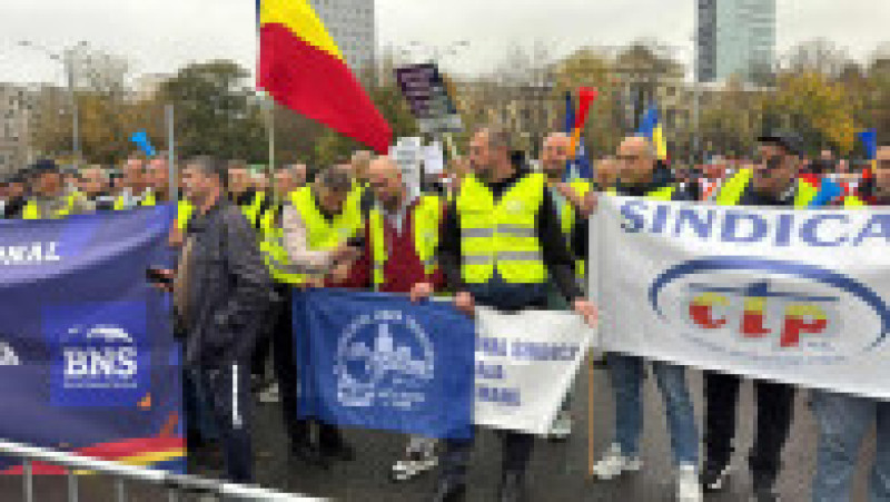 Sindicaliștii BNS protestează față de măsurile de austeritate anunțate de guvern. Sursă foto: BNS | Poza 1 din 4