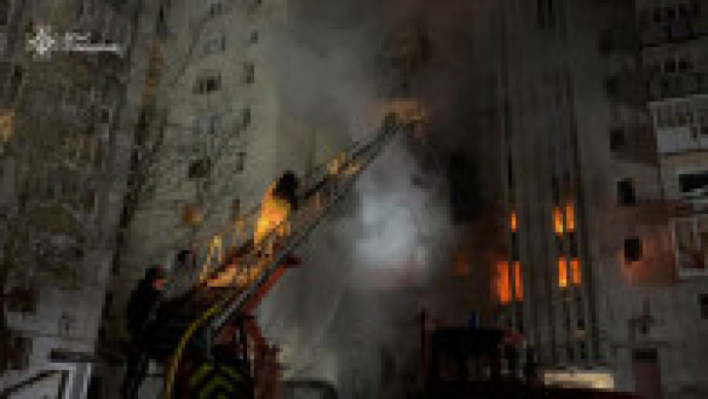 Atac cu dronă în Ucraina: şapte răniţi după lovirea unui bloc în Okhtyrka. Foto: Profimedia | Poza 1 din 3