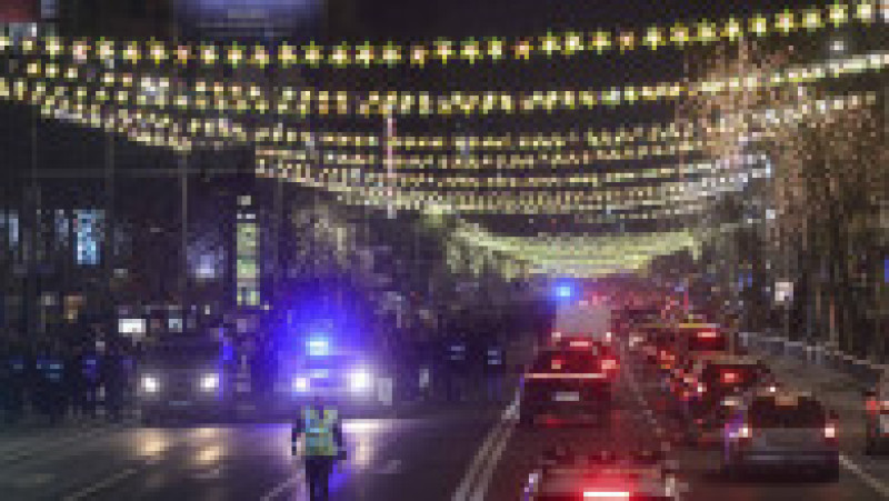 Mai multe persoane participă la Marșul „Împreună pentru Justiție!”, din Piața Universității spre Piața Victoriei, în București, 14 decembrie 2025. Foto: Inquam Photos / Octav Ganea | Poza 4 din 6