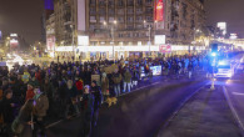 Mai multe persoane participă la Marșul „Împreună pentru Justiție!”, din Piața Universității spre Piața Victoriei, în București, 14 decembrie 2025. Foto: Inquam Photos / Octav Ganea | Poza 1 din 6