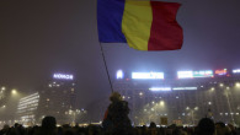 Aproximativ o mie de persoane au protestat în Piața Victoriei, în urma materialului Recorder privind funcționarea Justiției în România, cerând demisia Liei Savonea, București, 11 decembrie 2025.
Foto: Inquam Photos / Octav Ganea | Poza 2 din 8