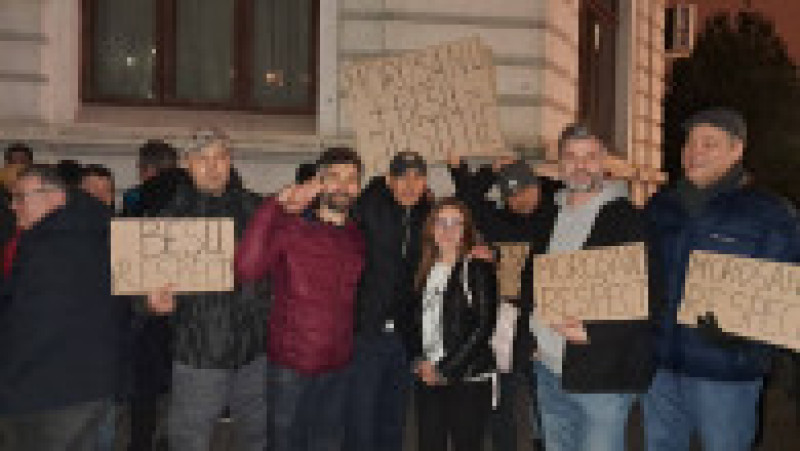 Magistrați, avocați și studenți, la protestul pentru justiție de la Craiova. Foto: Sorina Marinas/ Facebook | Poza 1 din 2