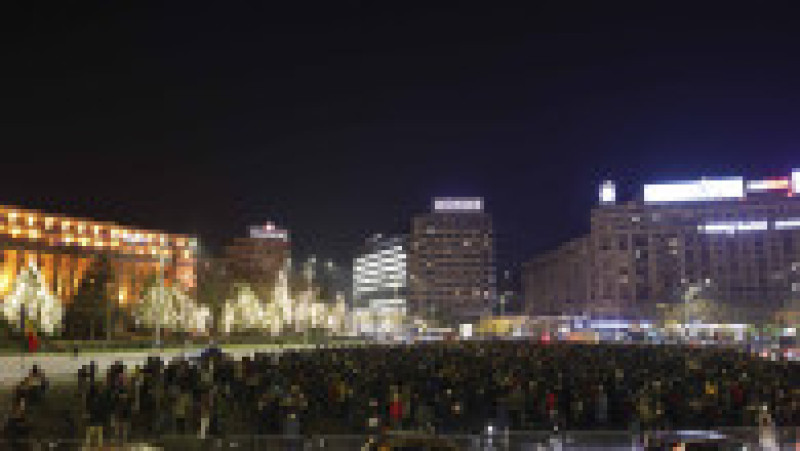 A patra seară de proteste după documentarul Recorder, la care participă câteva mii de persoane, în Piața Victoriei din București, 13 decembrie 2025. Foto: Inquam Photos / Octav Ganea | Poza 5 din 8