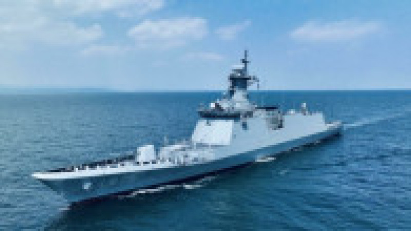 fregata coreea | Poza 3 din 5