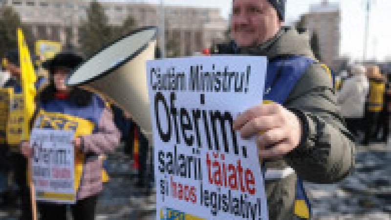 Acţiune de protest organizată de profesori în fața sediului Guvernului. Sursa foto: Inquam Photos / George Călin | Poza 8 din 8