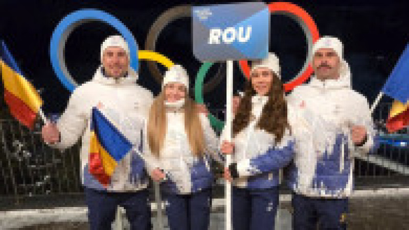 A început ceremonia de deschidere a Jocurilor Olimpice de iarnă Milano–Cortina 2026. România intră în competiție. Foto. Comitetul Olimpic și Sportiv Român/ Facebook | Poza 2 din 3