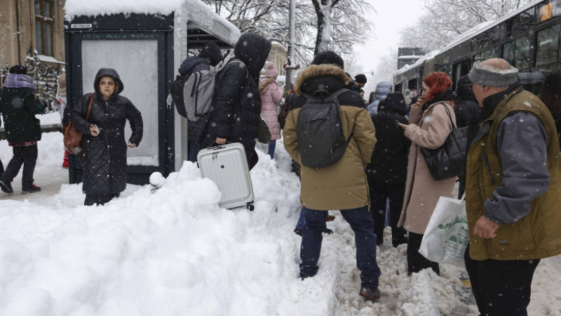 În București s-a înregistrat cea mai puternică ninsoare din această iarnă. Foto: INQUAM Photos / Octav Ganea