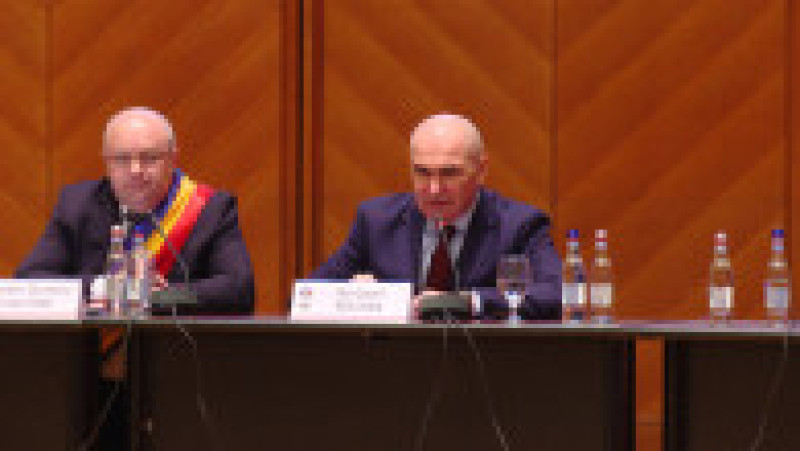 Grevă în peste 1.500 de primării: tensiunile ajung la Parlament. Ilie Bolojan, întâlnire cu edilii. Foto Digi24 | Poza 11 din 12