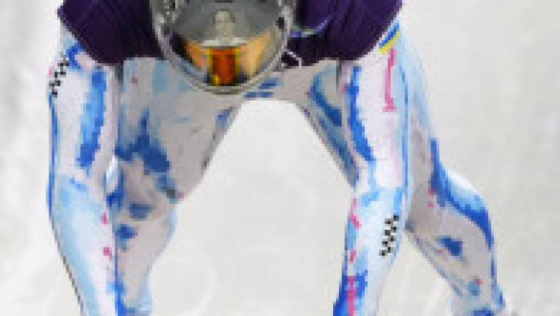 Ucraineanul Vladyslav Heraskevich va concura la skeleton la Jocurile Olimpice de la Milano-Cortina, purtând casca sa care conţine portrete ale sportivilor şi antrenorilor ucişi de invazia rusă. Foto: Profimedia Images | Poza 1 din 4