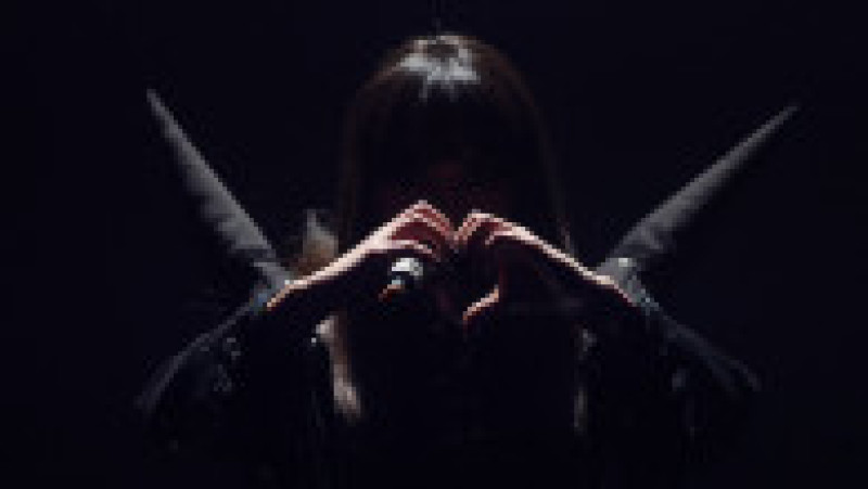 Alexandra Căpitănescu cântă alături de trupa sa în finala Eurovision România la sediul TVR din București, 4 martie 2026. Inquam Photos / George Călin | Poza 4 din 11