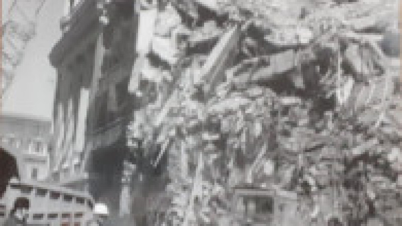 1977, martie. București. Blocul „Dunărea”. Sursa foto ANR, SANIC, Fond CC al PCR-Albume Fotografice-Nicolae Ceaușescu-Activități în țară, albumul 2, vol. I1977, | Poza 1 din 4